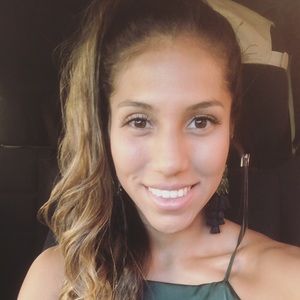 Meet your Posher, Mayra